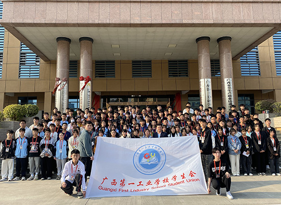 3-合影.jpg