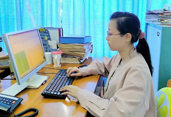 赵春玲.jpg