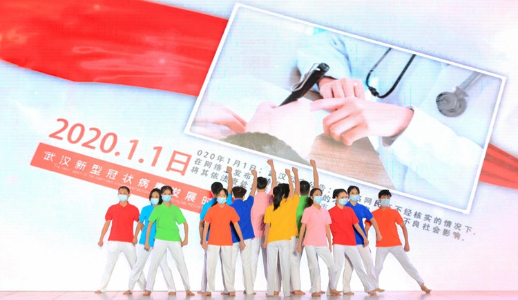南宁市凤凰宾馆表演舞蹈《“疫”路同心，春暖花开》.JPG