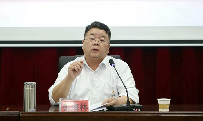 01-20210326张海林同志作《2020年度学校党建工作总结及2021年工作计划》.jpg