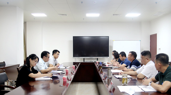 座谈会现场.jpg